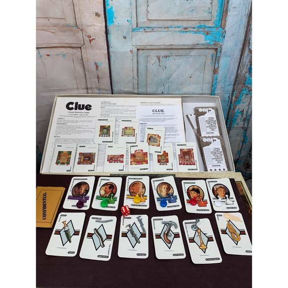 Clue Board Game by Parker Bro. ** - Picture 3 of 6